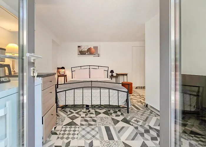 Carla * Novigrad Istria